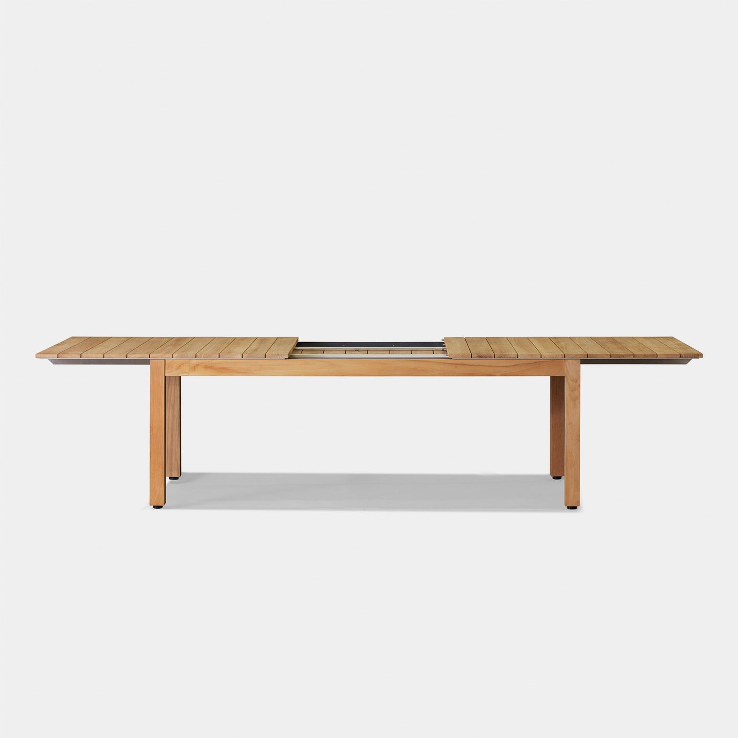 Pacific extensible dining table